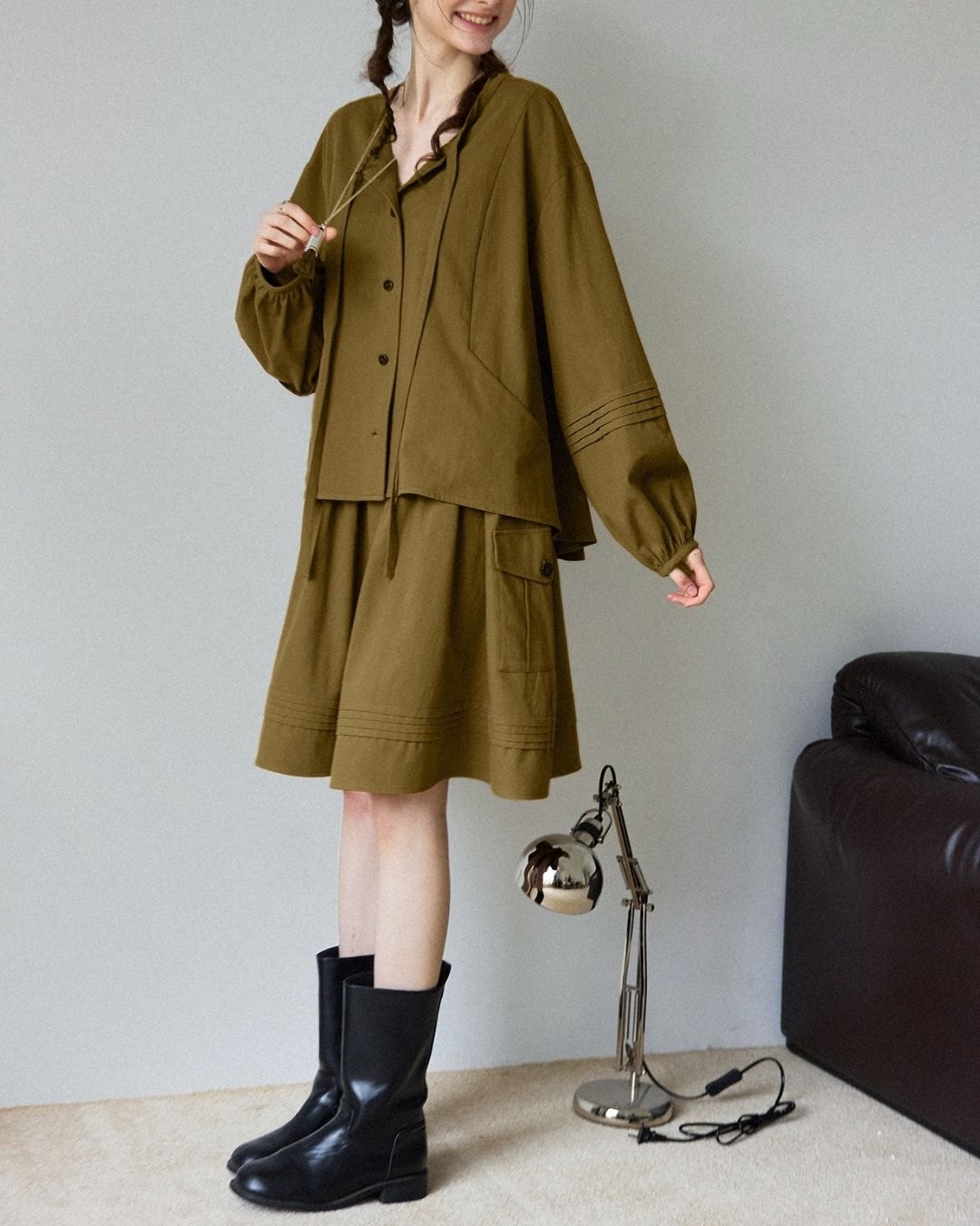 A-line Pleated Shirt ＆ Knee-length Skirt　LS011