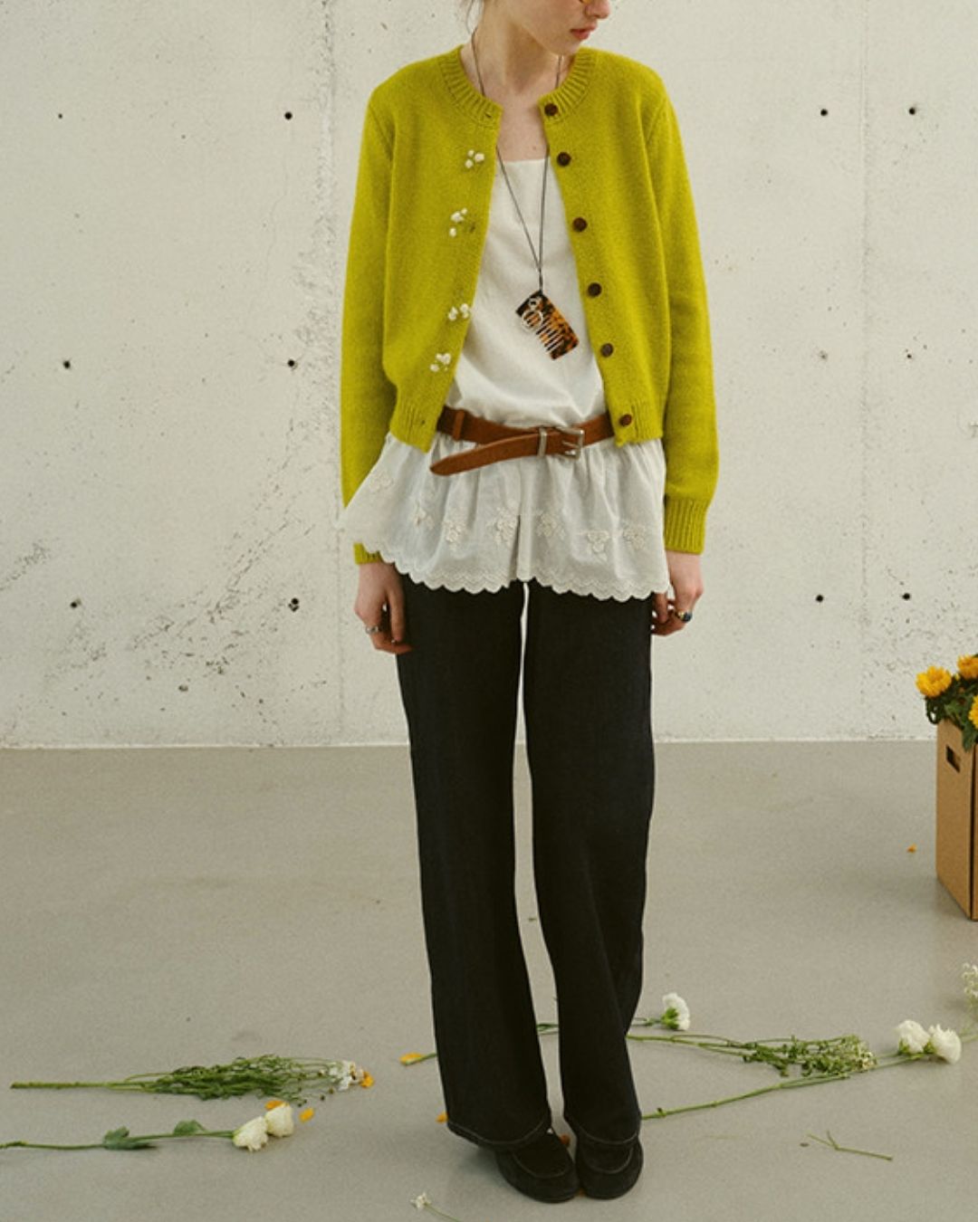 Round Neck Retro Fluffy Knit Cardigan　KN115