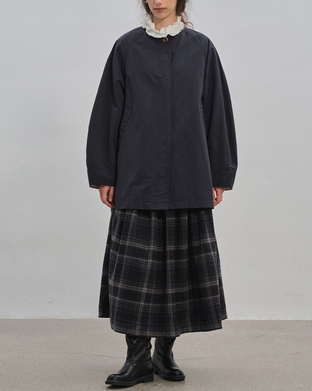 Collarless Mid-length Coat　CT005