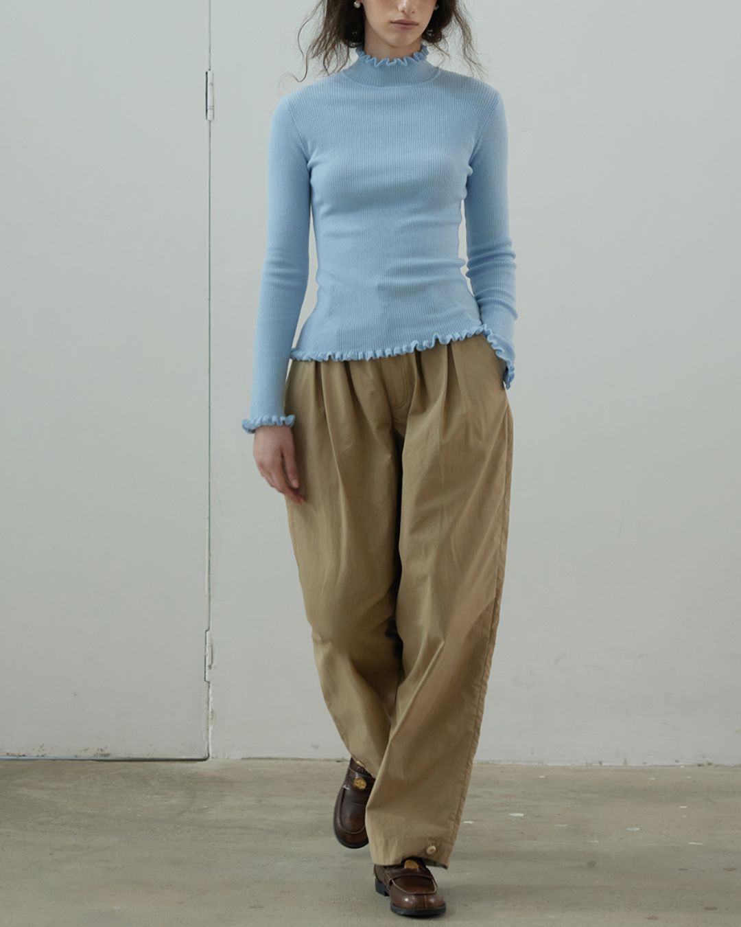 Frill High Neck Knit　KN017