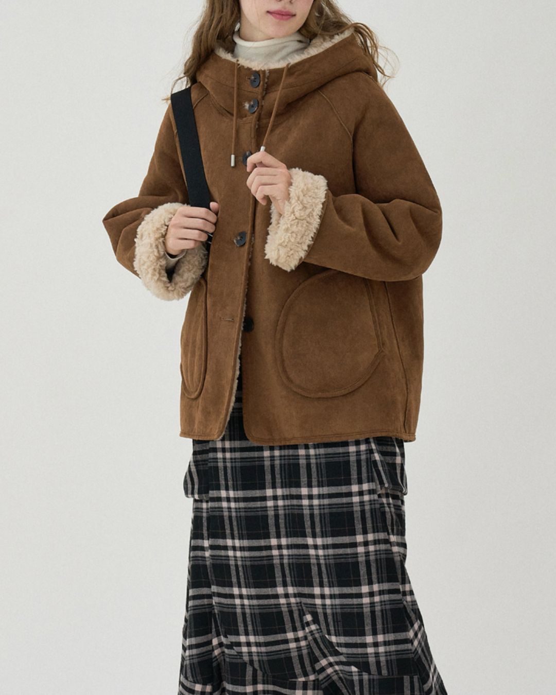 Fluffy Reversible Hooded Jacket　JK067