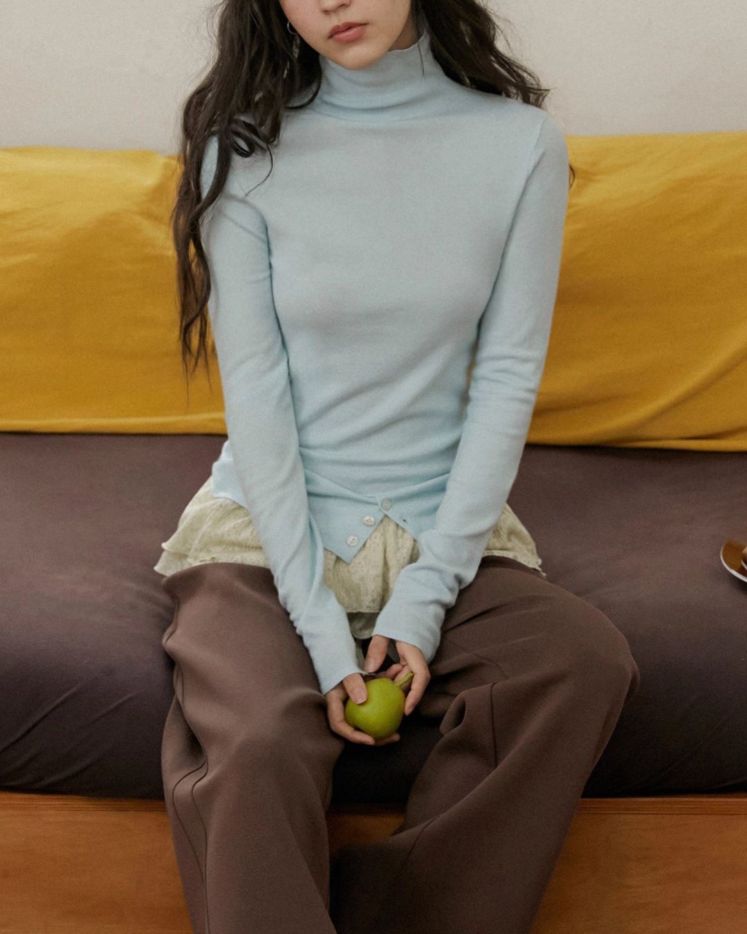 Slim Fit Turtleneck Top　LT018