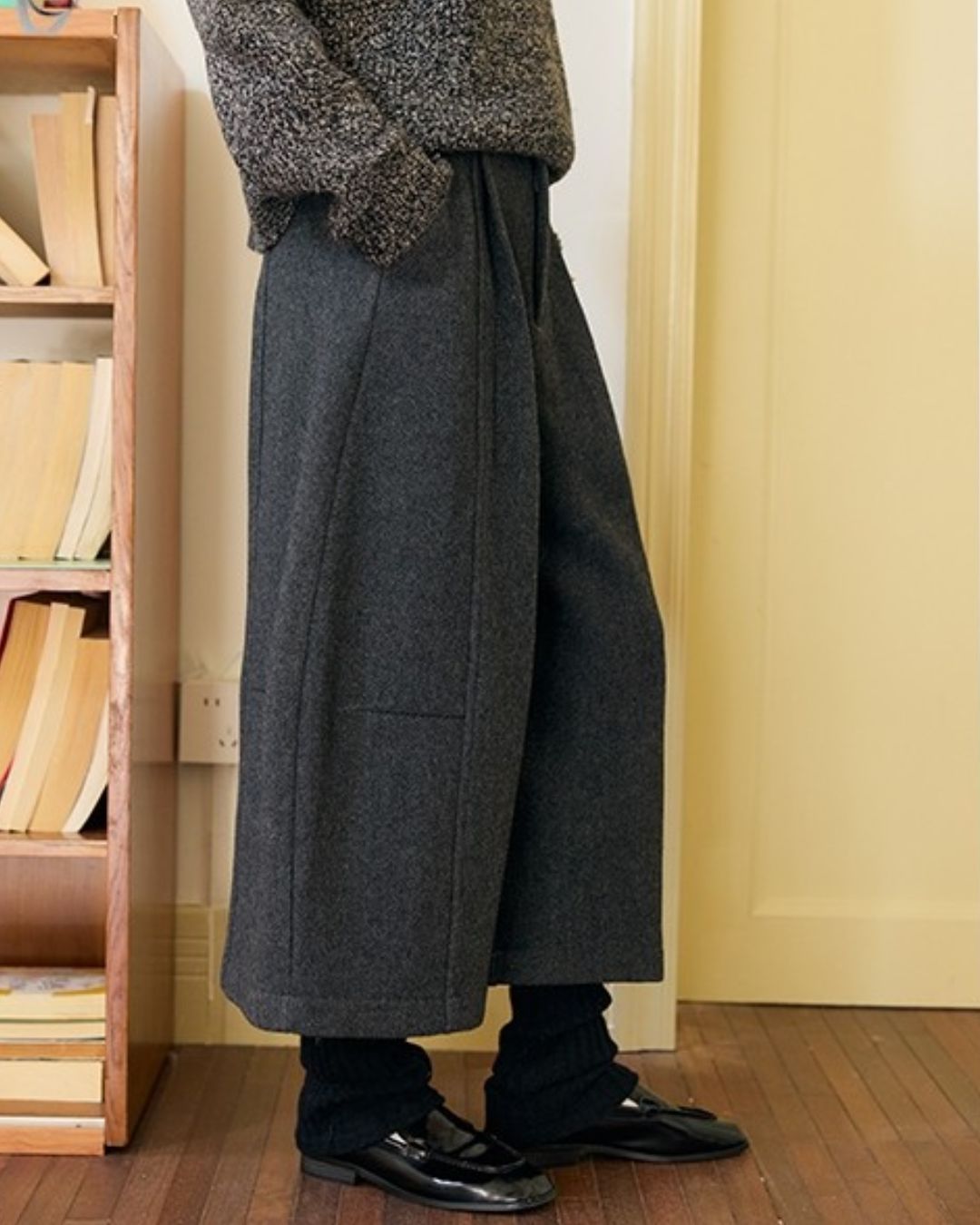 Wool Blend Wide Cropped Pants　PT035