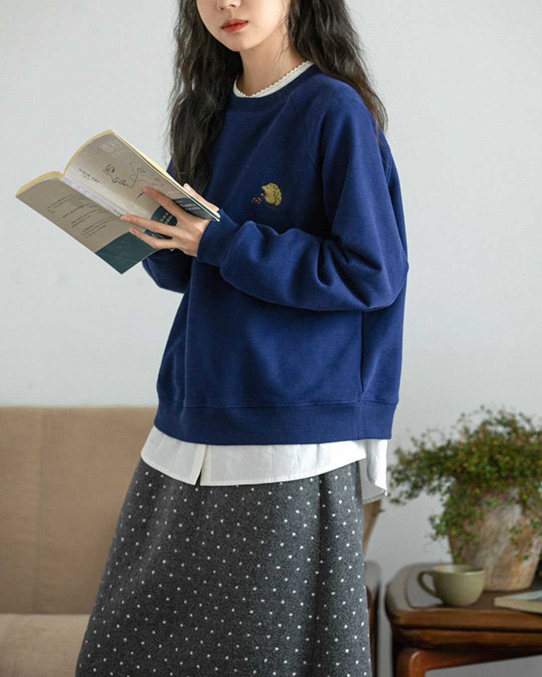 Hedgehog One-point Embroidered Sweat　SW012