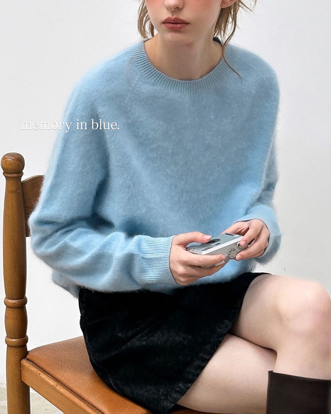 Round Neck Relaxed Knit　KN024