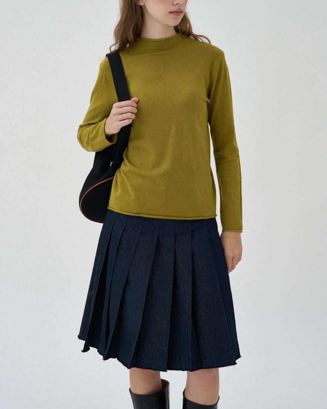 Mock Neck Seamless Knit　KN077