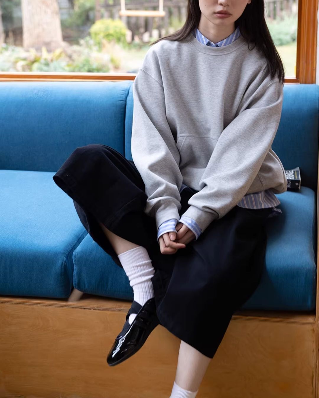 Back Embroidered Drawstring Hem Sweat　SW015