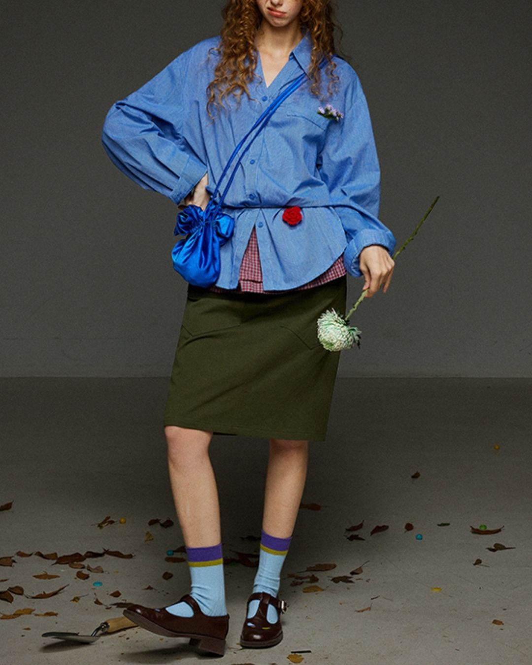 Collared V-neck Loose Shirt　LS029