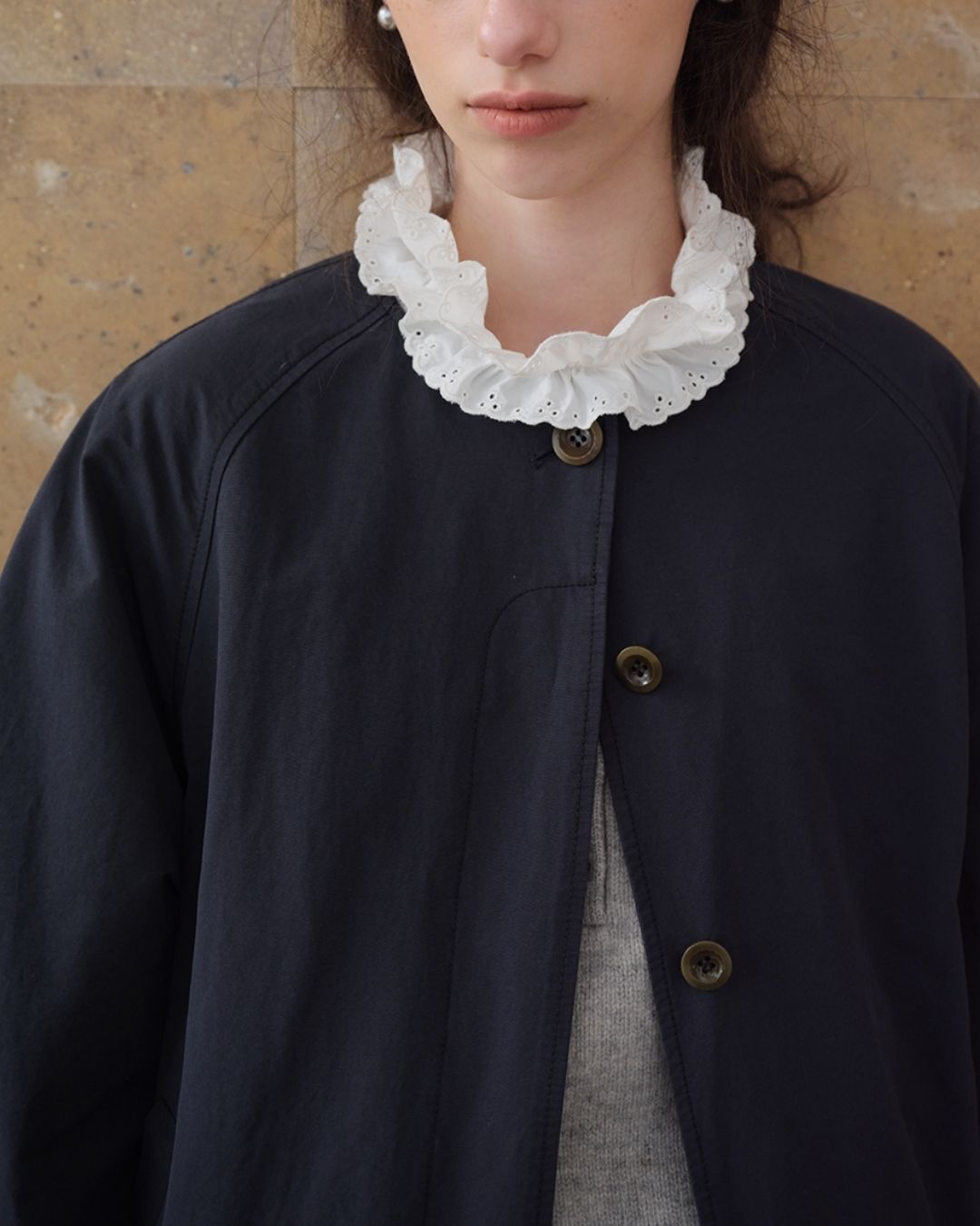 Collarless Mid-length Coat　CT005