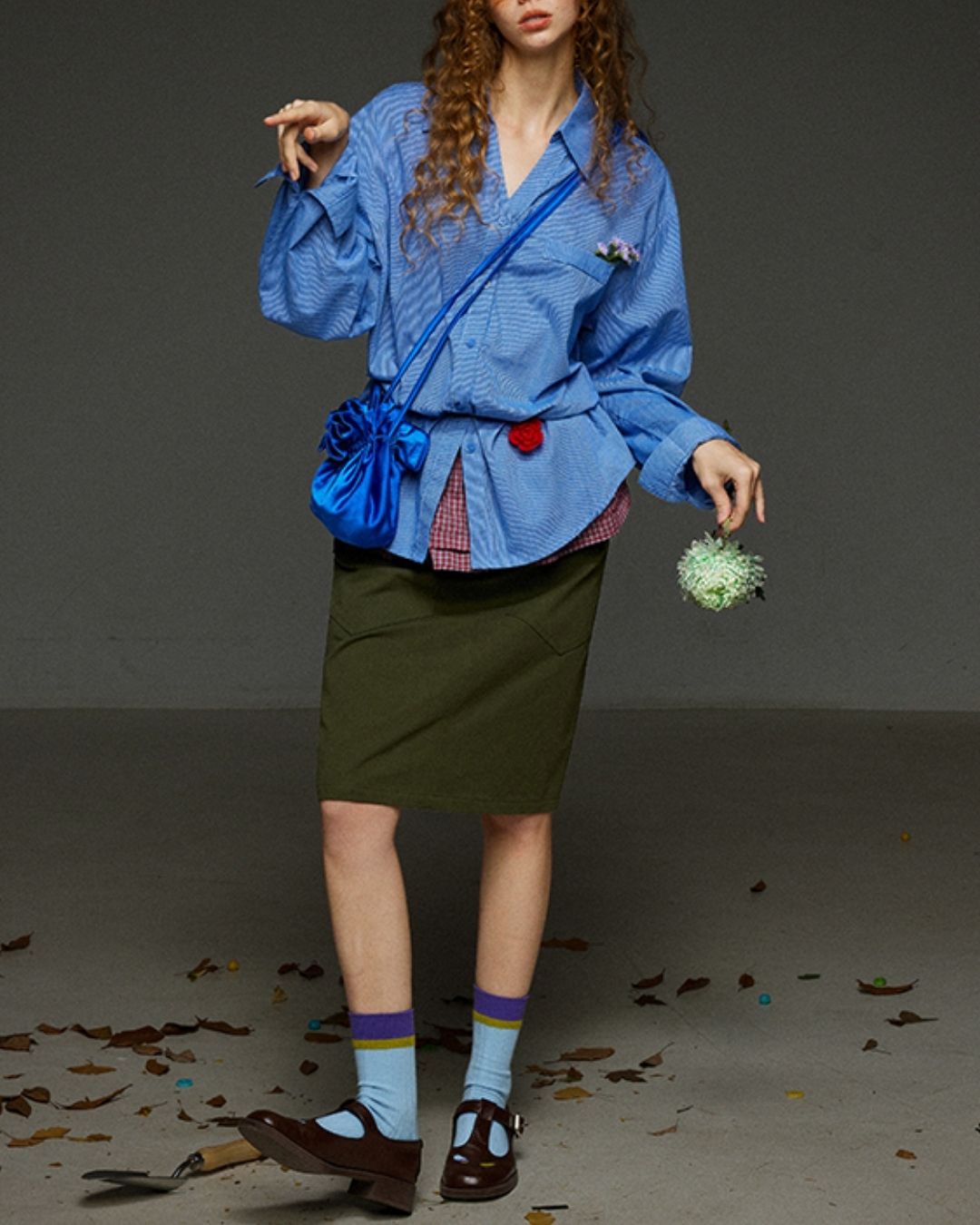 Collared V-neck Loose Shirt　LS029