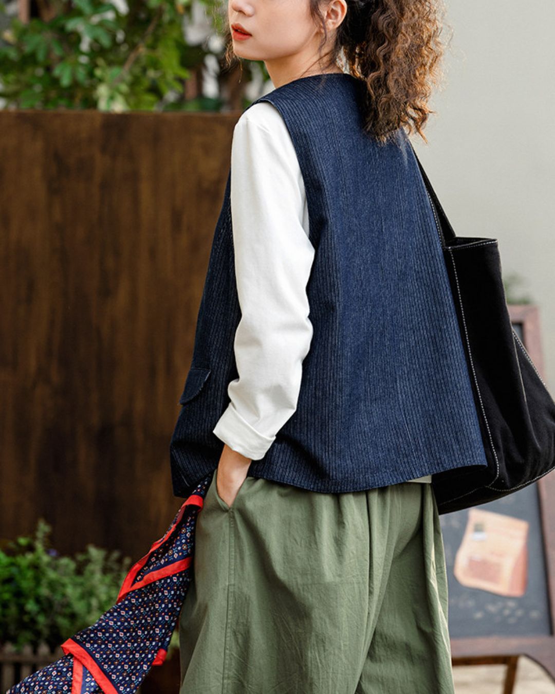 Crew Neck Denim Vest　VT025