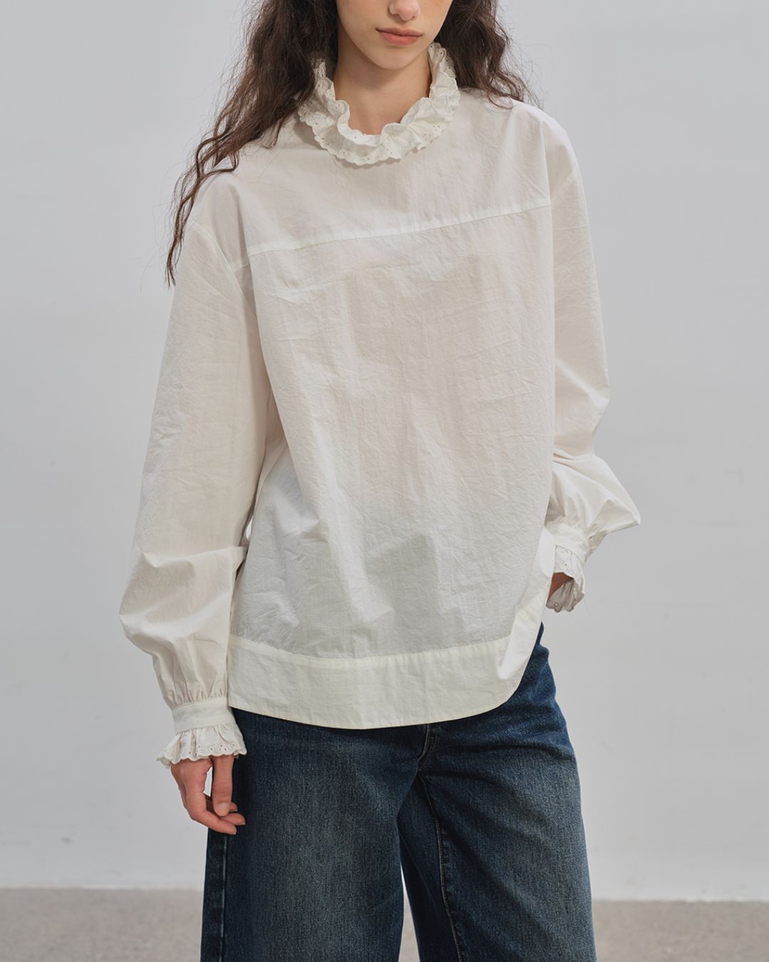 Back Button Ruffle Shirt　LT009