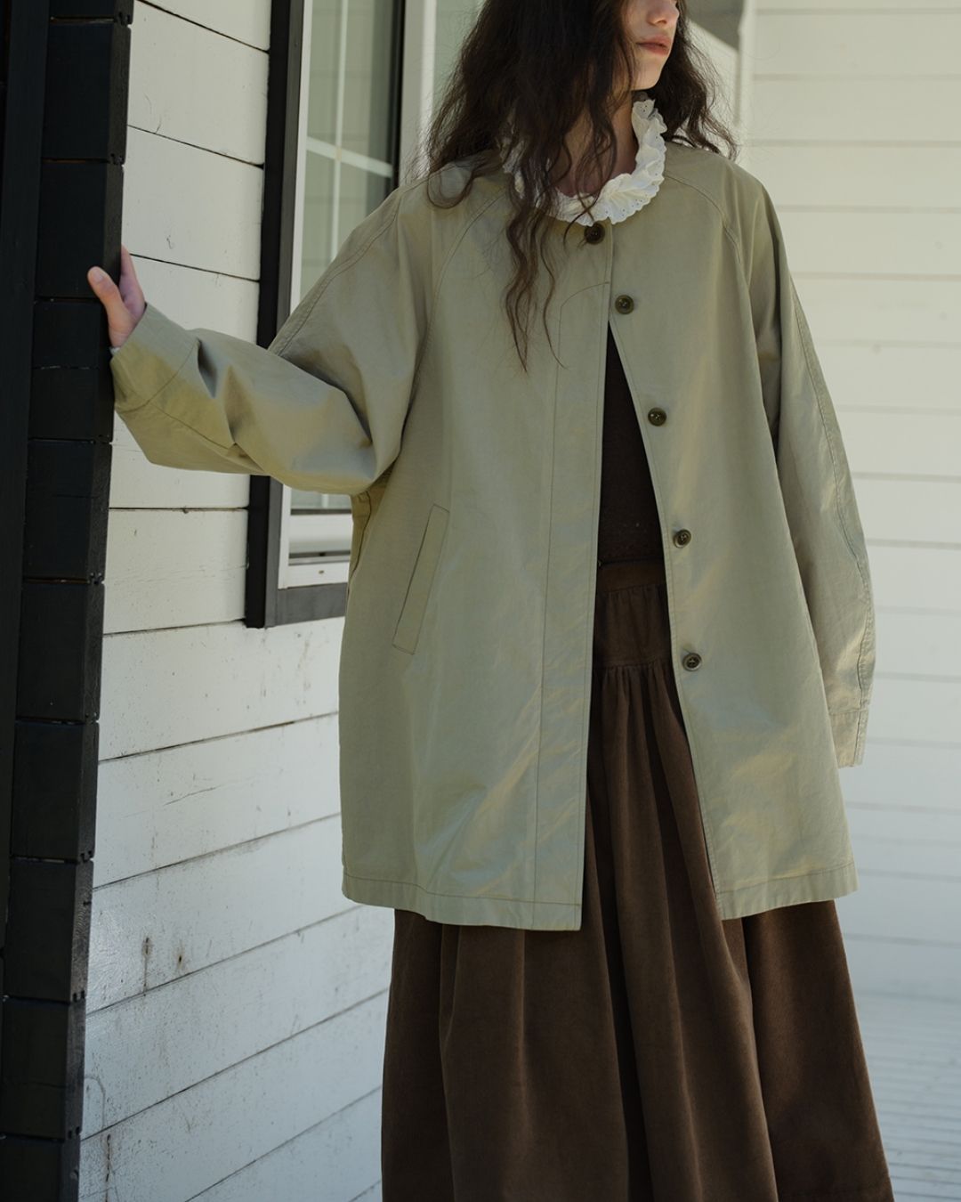 Collarless Mid-length Coat　CT005