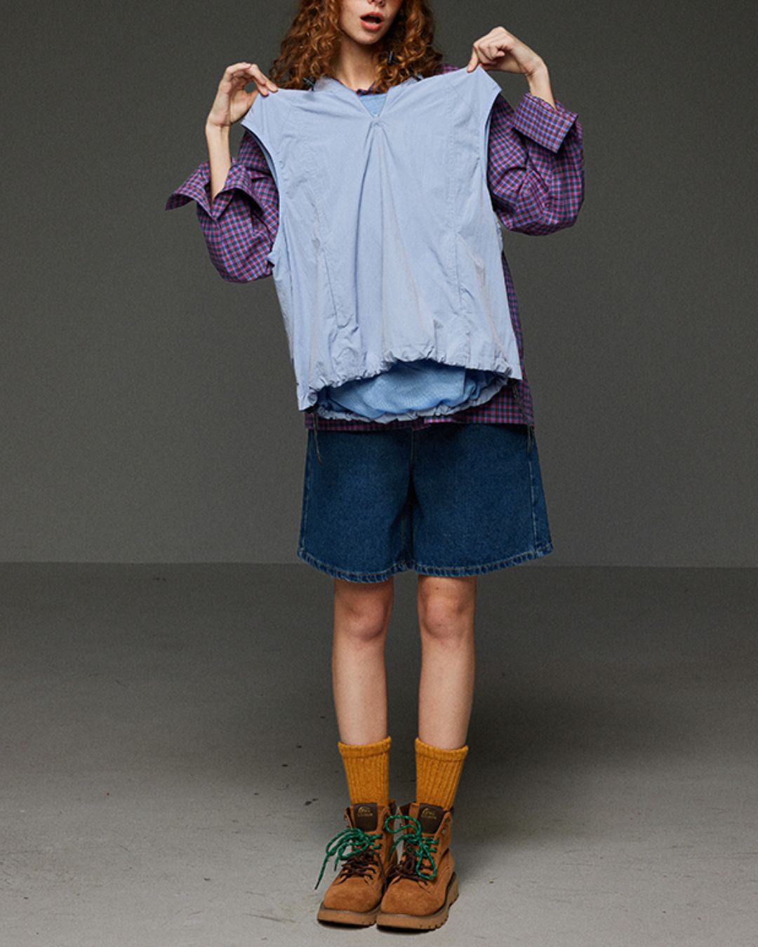 Detachable Hooded Half-zip Vest　VT006