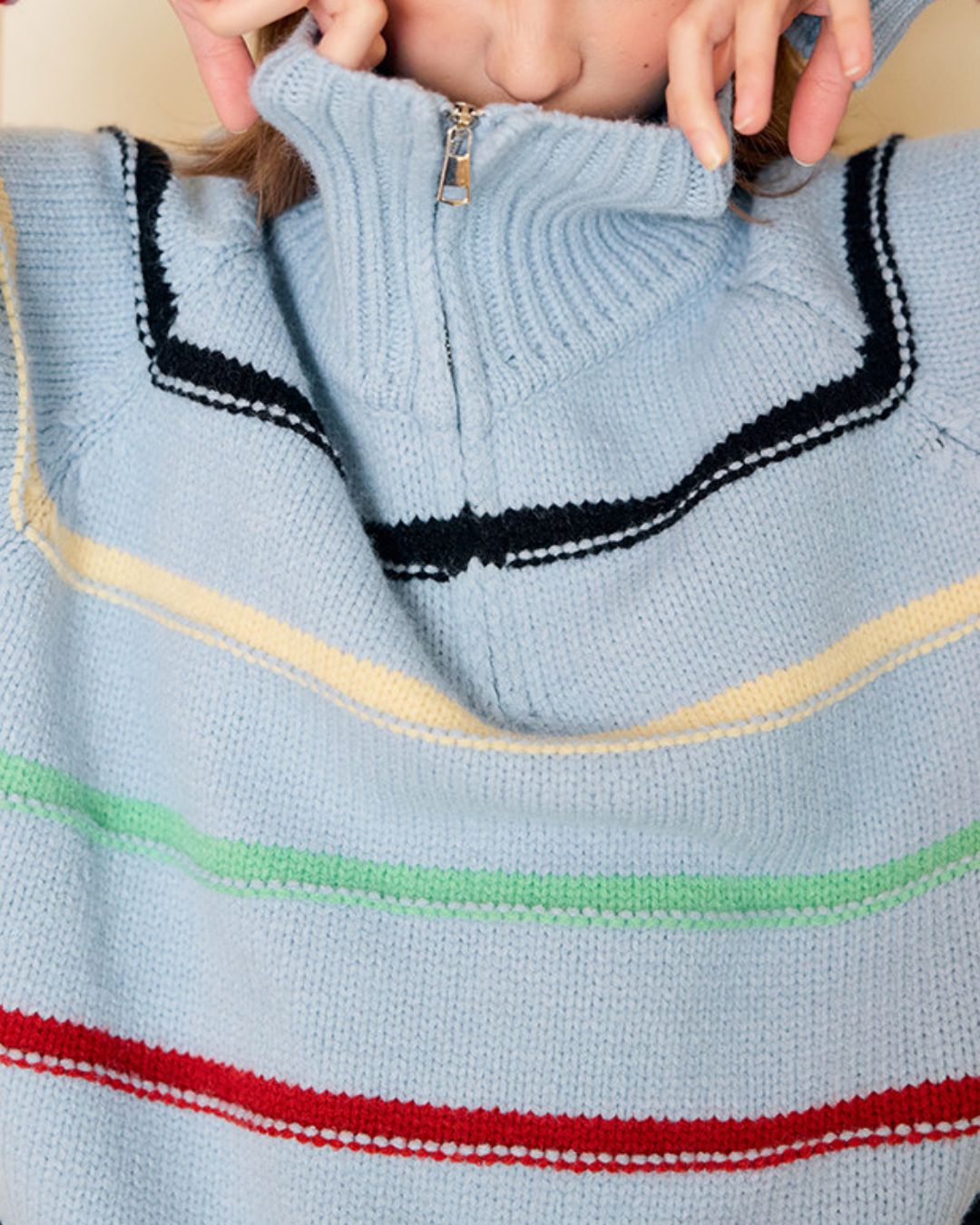 Multi-border Half-zip Knit　KN091