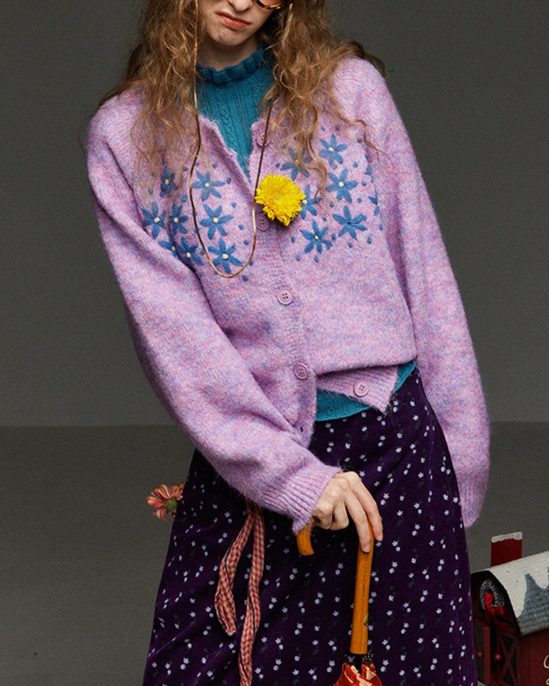 Flower Embroidered Mix Knit Cardigan　KN071