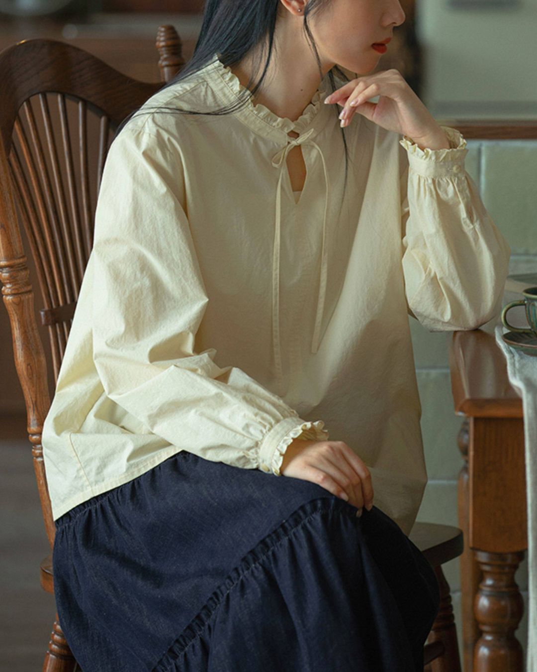 Ribbon Frill High-neck Shirt　LS056