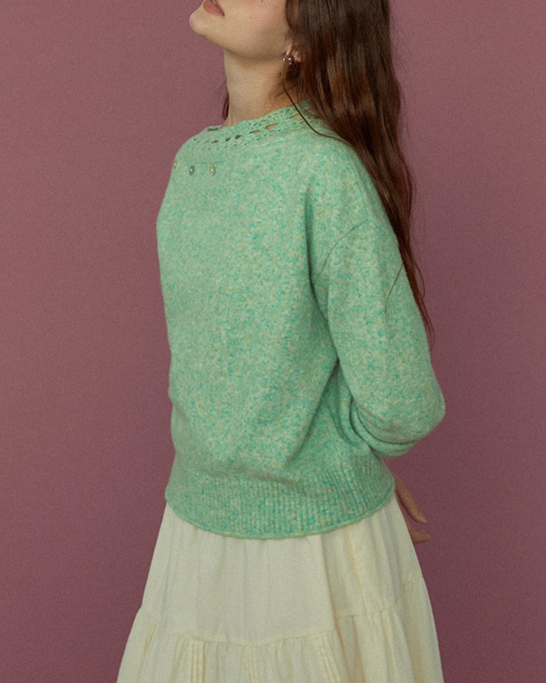 Crochet Off-the-shoulder Knit　KN093