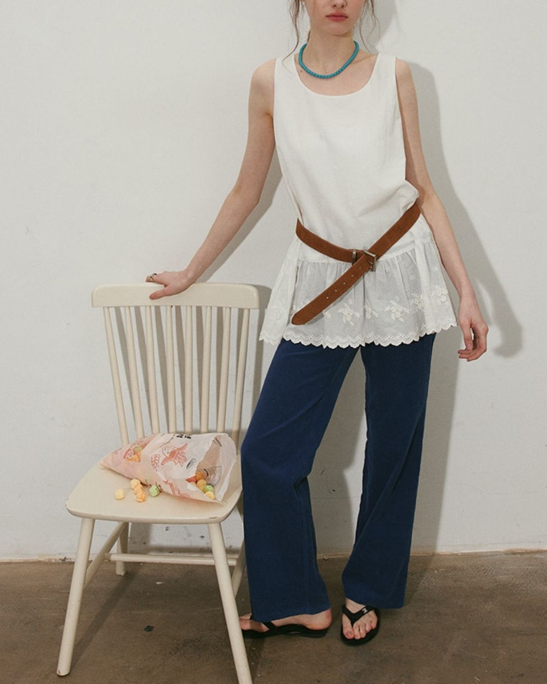 Small Flower Ruffle Sleeveless Shirt　SS001
