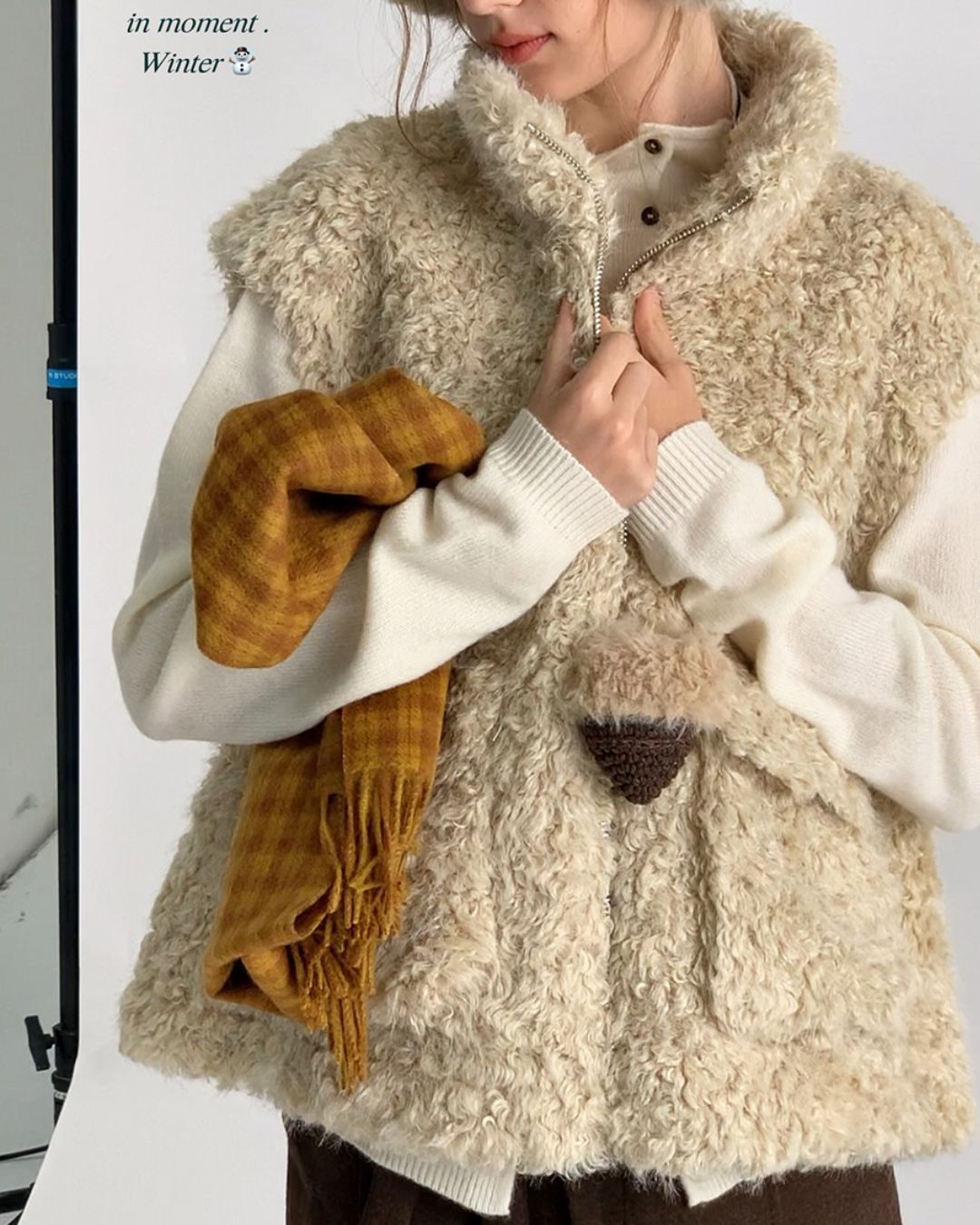 Stand Collar Boa Flap Pocket Vest　VT015