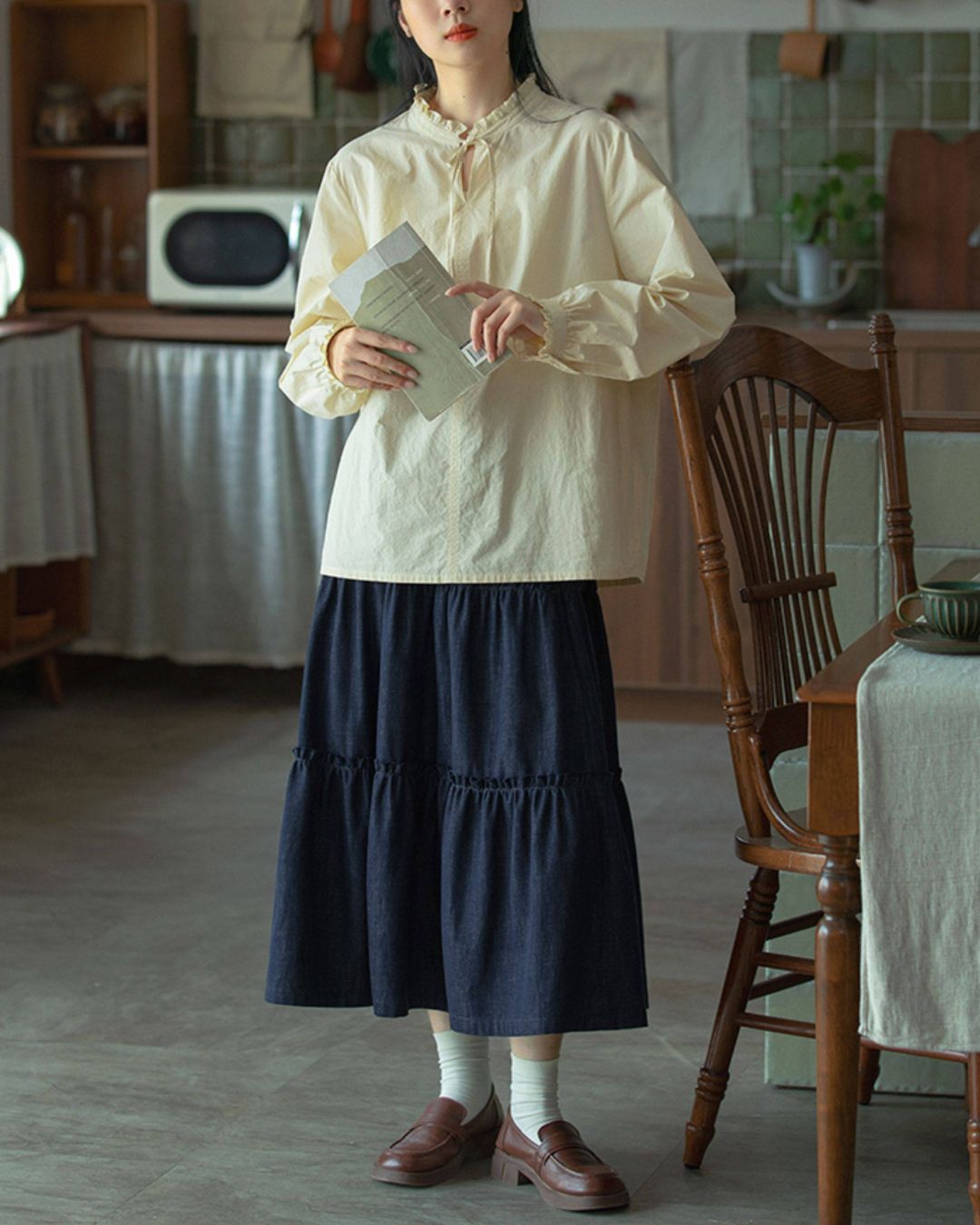 Ribbon Frill High-neck Shirt　LS056