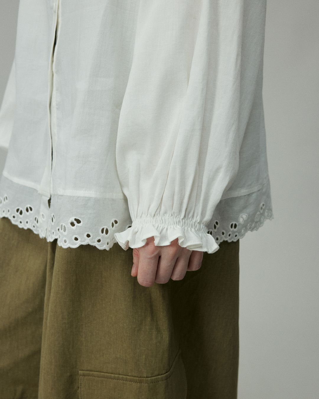 Stand Collar Frill Shirt　LS001