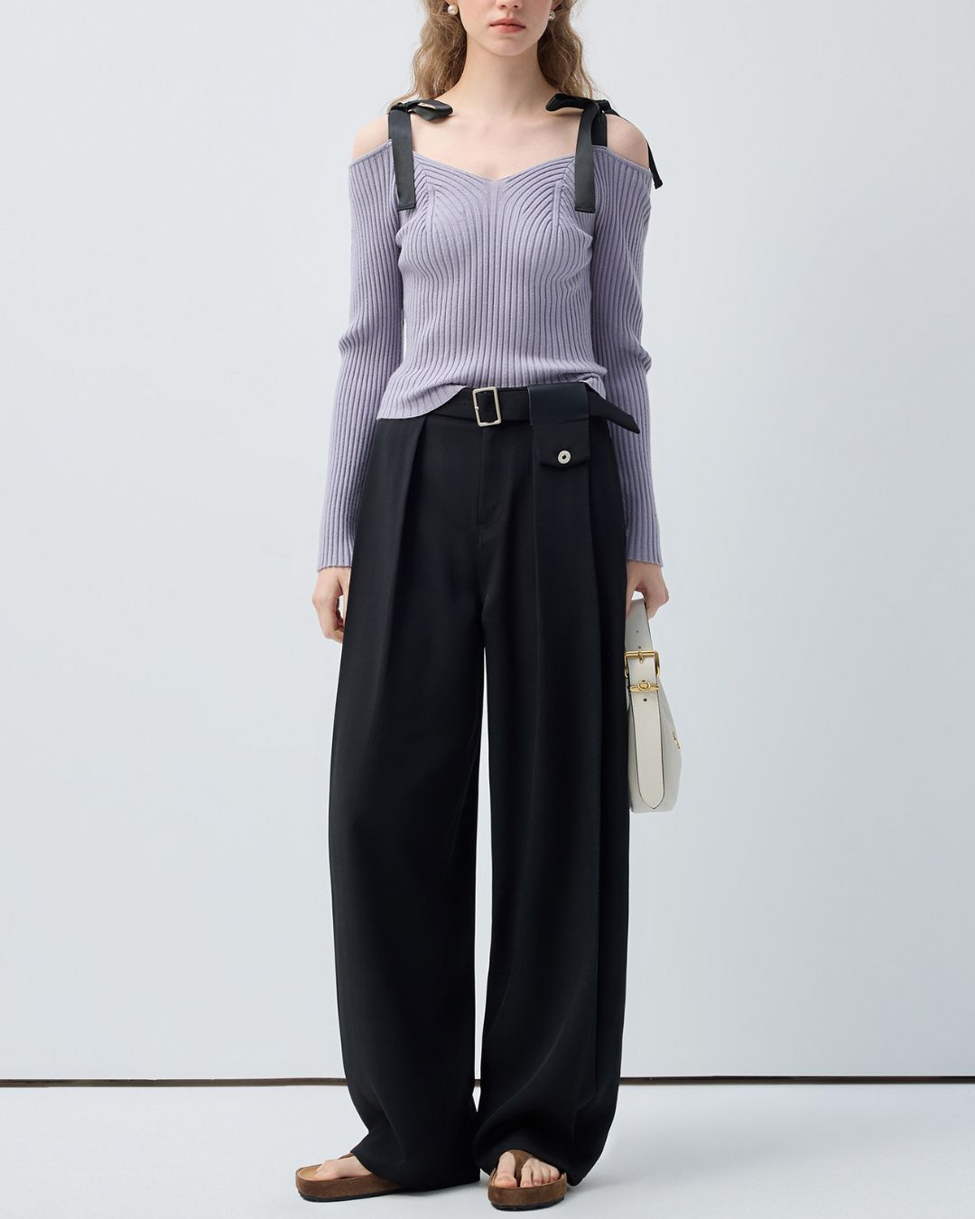 V-neck Off-the-shoulder Shoulder Strap Ribbon Knit　KN103