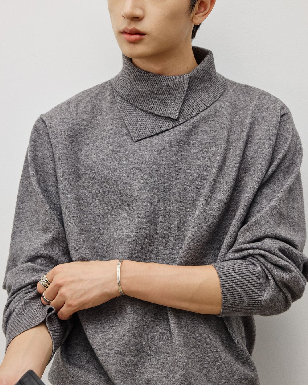 Double-layered Turtleneck Sweater　KN065