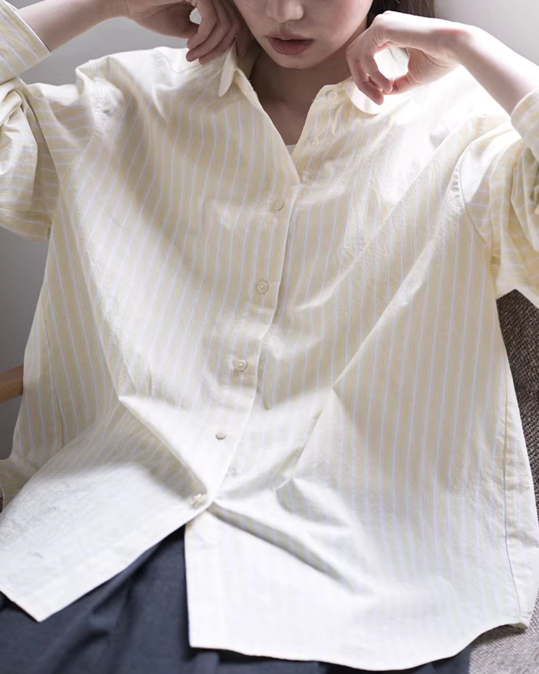 Round-collar Loose Striped Shirt　LS063