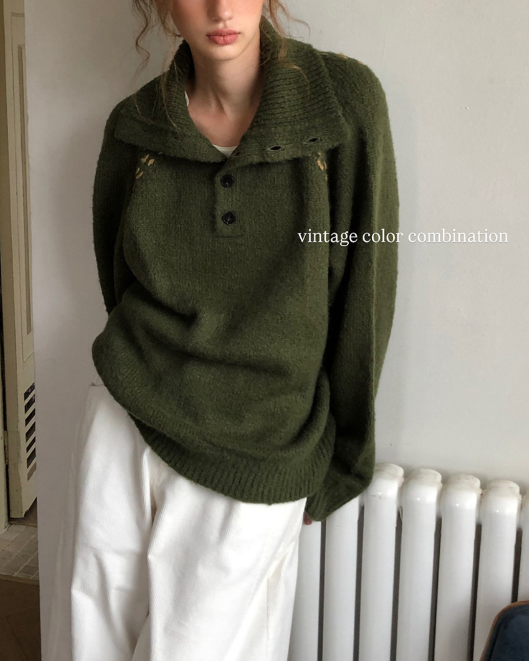 Contrast Stitch Half Open Collar Knit　KN085