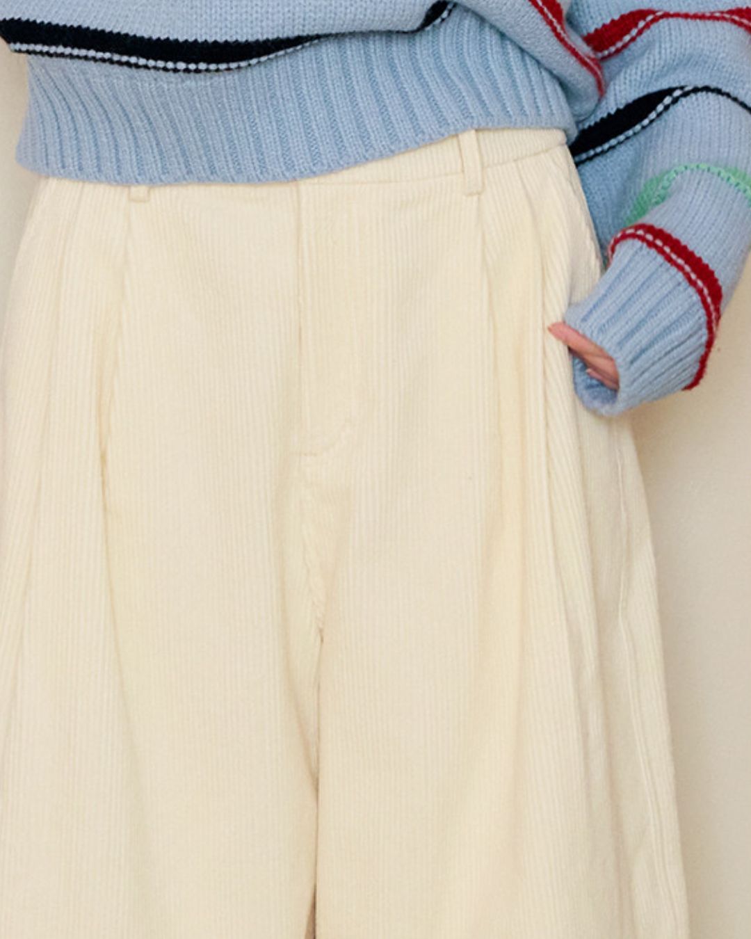 Corduroy Tuck Cropped Wide Pants　PT036