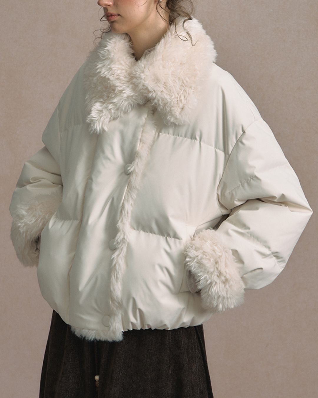 Asymmetrical Fur Short Down Jacket　JK065