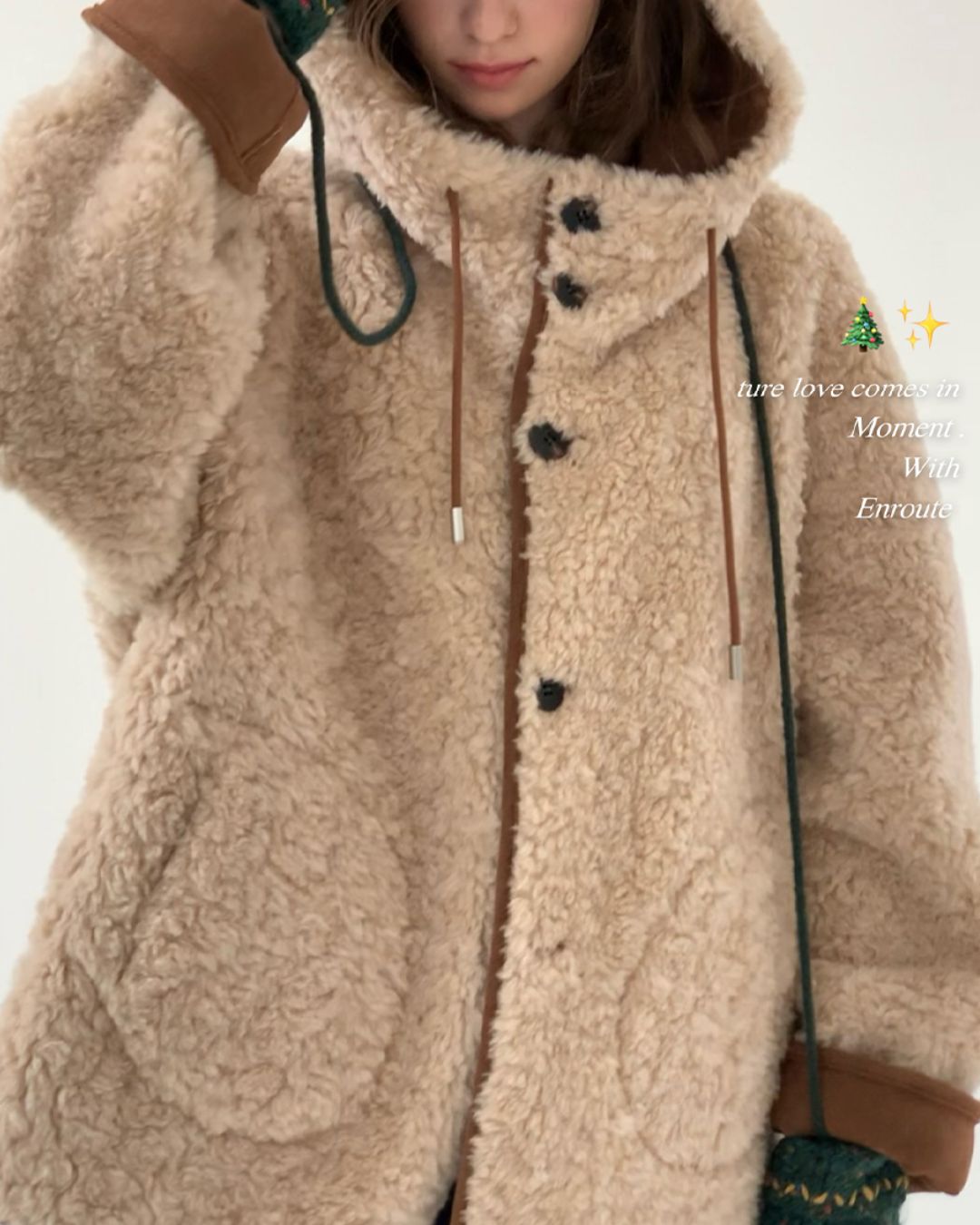 Fluffy Reversible Hooded Jacket　JK067