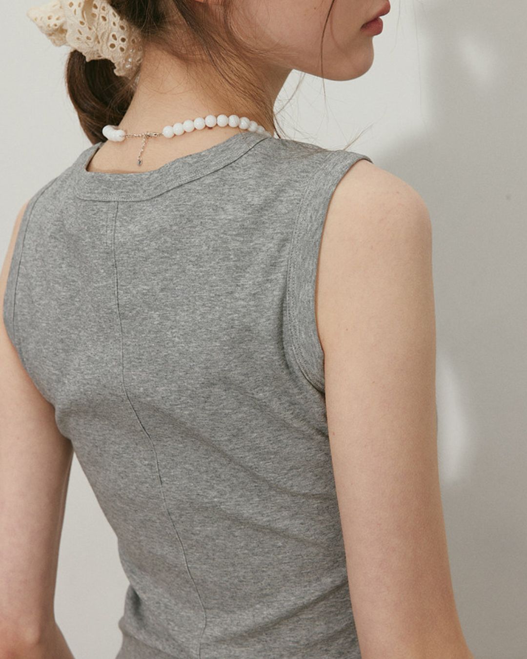 Crew Neck Slim Fit Tank Top　ST003