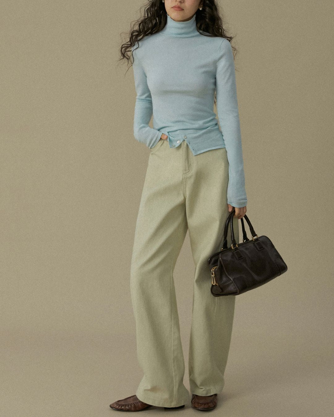 Slim Fit Turtleneck Top　LT018