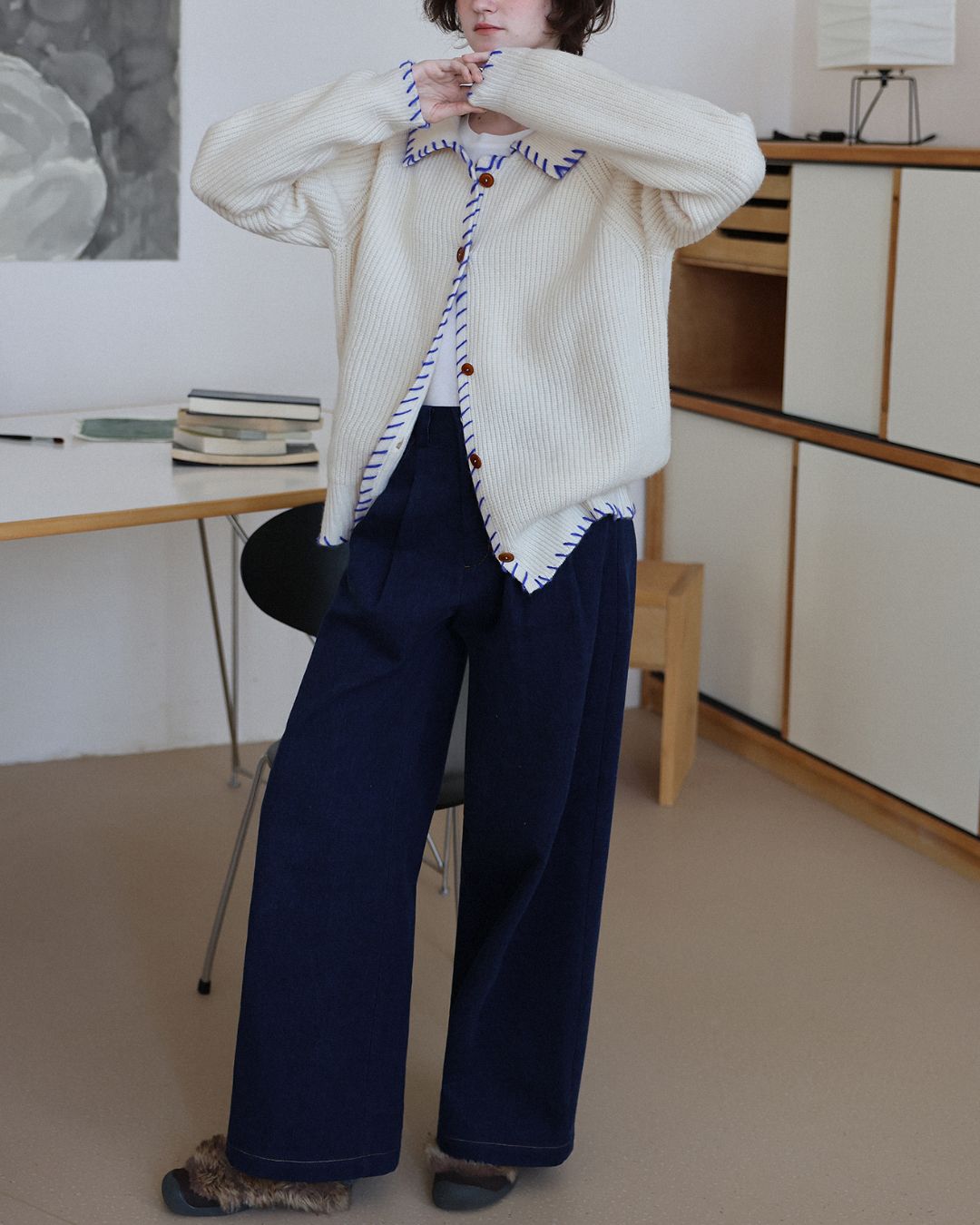 Contrast Stitch Wool Knit Cardigan　KN028