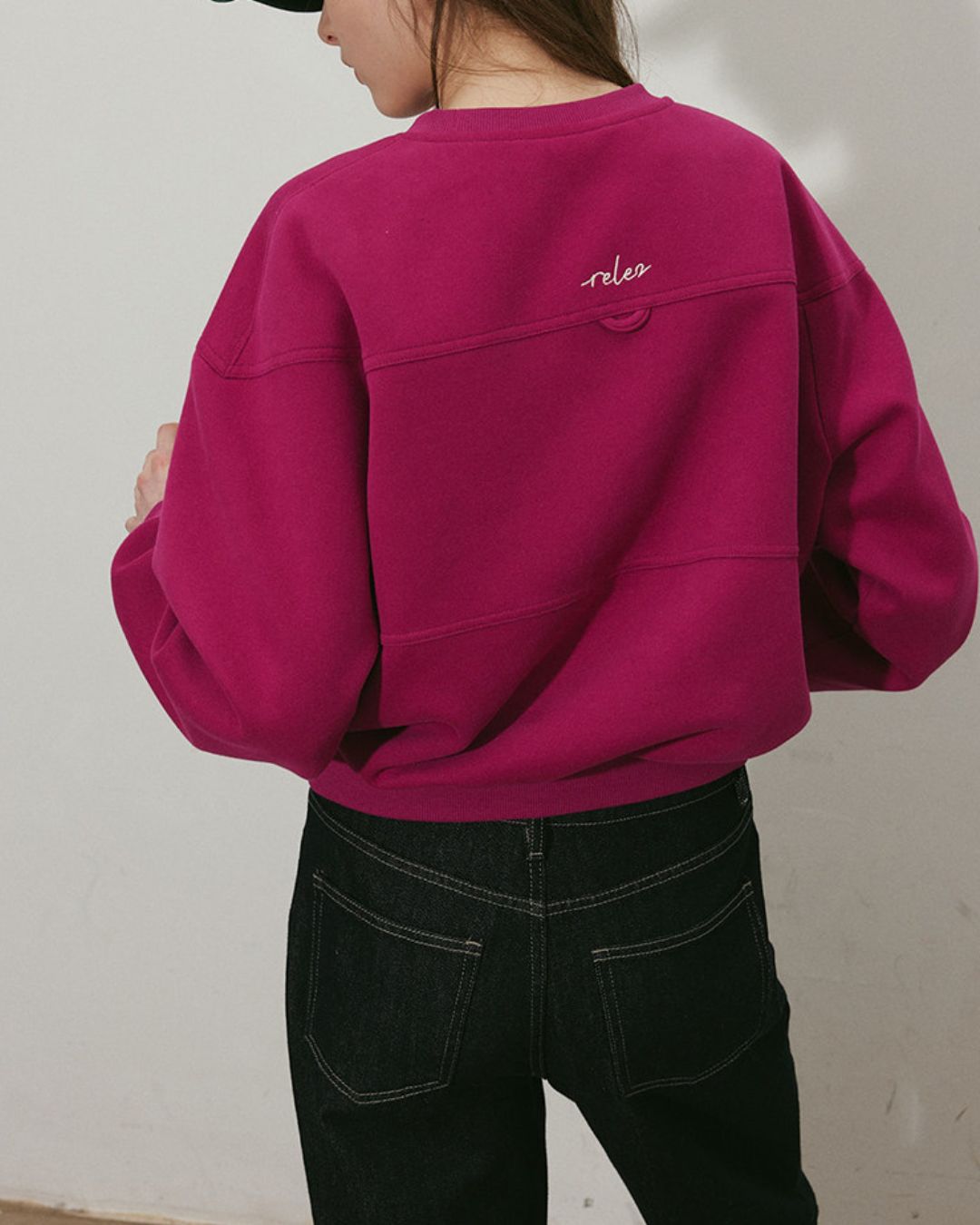 Stitch Line Cropped Sweat　SW013